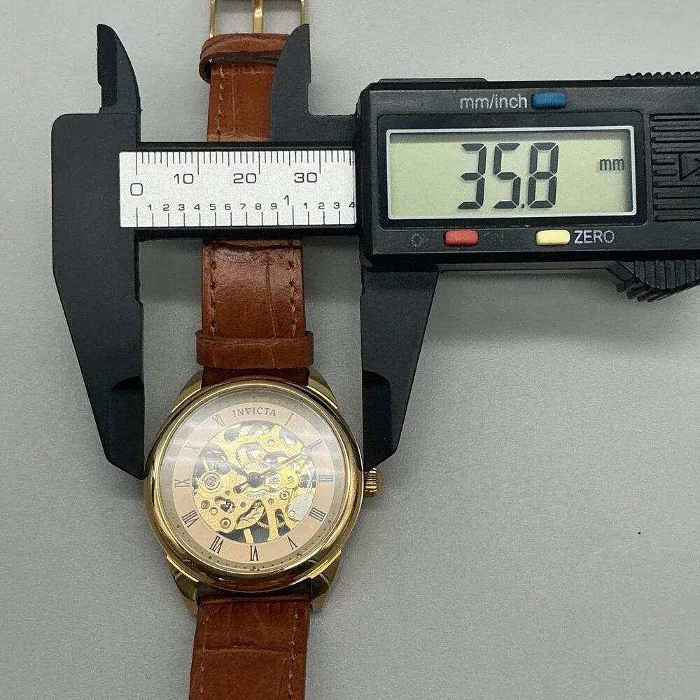 Invicta features strap